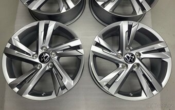 17" Originál VW Valencia 5x112 Golf 8 R-line - 5