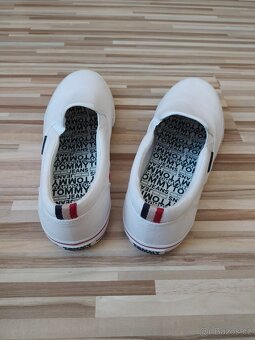 SPORTOVNÍ PLÁTĚNÉ TENISKY | BÍLÉ | TOMMY JEANS - 5