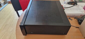 Accuphase e-205 integrovaný zesilovač - 5