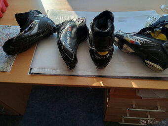 2 páry značkových běžkařských bot Salomon č. 6 a č.6,5 - 5