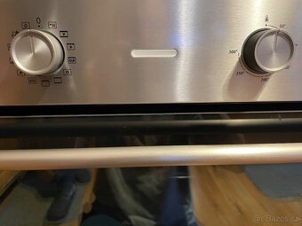 Vestavná trouba MORA - 5