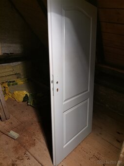 Bílé interiérové L 90 - 5