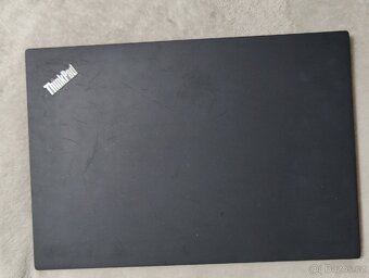 Lenovo ThinkPad T14 Gen 2 - 5