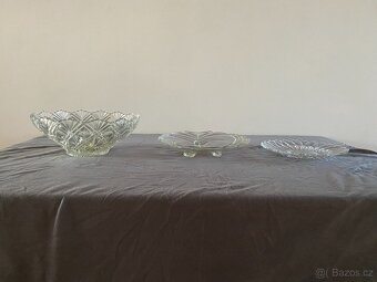 Skleněné mísy, tácy a podnosy - 5