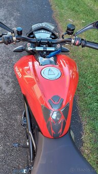 Ducati Streetfighter 1098 - 5