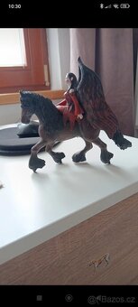 Schleich elfí víla na koni - 5