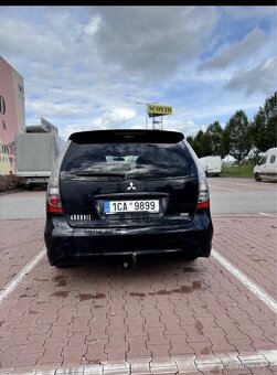 Mitsubishi Grandis - 5