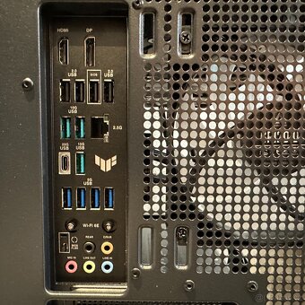 Herní PC – 9070 XT / Ryzen 7800X3D / 32GB DDR5 / ZÁRUKA - 5
