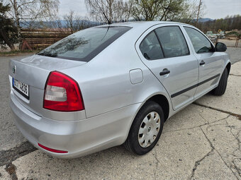 Škoda Octavia II combi, FaceLift 1,6MPi,serviska,06/2011 - 5