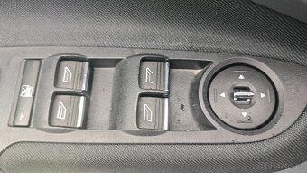 FORD C-MAX - 5
