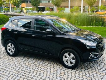Hyundai ix35 2.0i BENZIN AUTOMAT VYHŘEV SERVISKA - 5