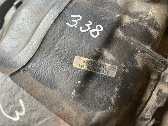Diely E30, dif, podvozok, brzdove strmene - 5