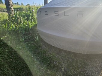 Venkovní plachta pro Tesla model Y - 5