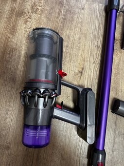 Dyson v11 - 5