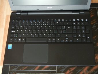 Acer TravelMate P- 256, Velmi dobrý stav - 5