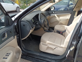 Škoda Octavia 1.6 TDi 4x4 combi -elegance, CZ - 5