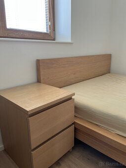Postel Ikea 140x200 + nocni stolek - 5