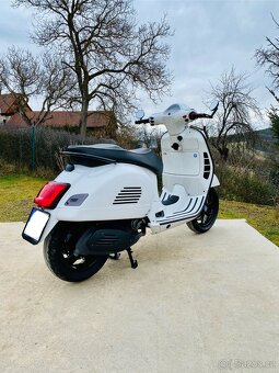 VESPA GTS 300 SUPER - 5