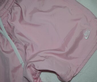 Kraťasy zn. NIKE vel. L a XL - 5