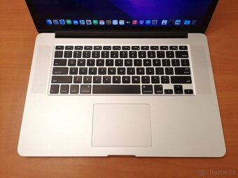 Apple MacBook Pro 15 2015 - AMD R9/512/i7/16G - 5