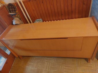 starý bytelný peřinák - 5