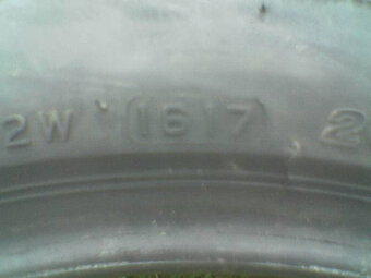 Prodej starších letních pneumatik 205-55-16. Vzorek 7mm. - 5