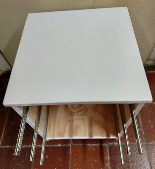 Skříňka se 3 zásuvkami - 5