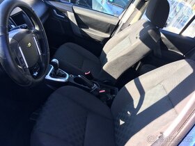 LAND ROVER FREELANDER 2 TD4 2,2 - 5