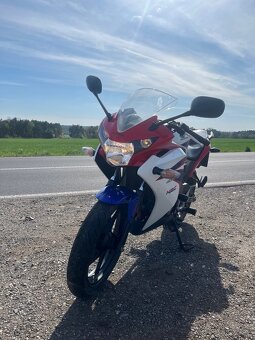 Honda CBR 125R - 5
