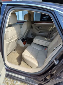AUDI A8 4.2 FSI - 5