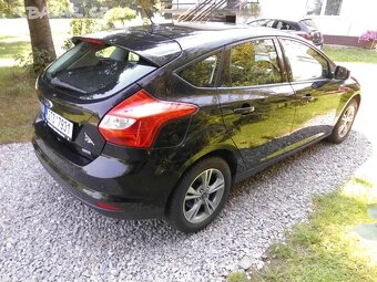 Ford Focus 2.2013 1.0b- champions edition-stk do 6/2026 - 5