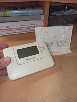 Termostat Honeywell CM727 - 5