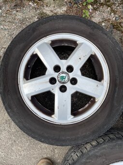 Alu kola Škoda Octavia 5x112 R15 i s pneu - 5