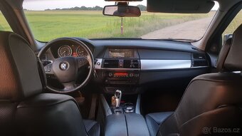 BMW X5 E70 4.8 LPG s vadou motoru - 5