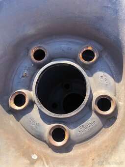 ZIMNÍ KOLA 195/65 R15 OCTAVIA 1 VW GOLF 4 SEAT - 5