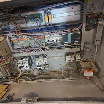 Obráběcí centrum na sklo a kámen INTERMAC Master 23 (8452) - 5