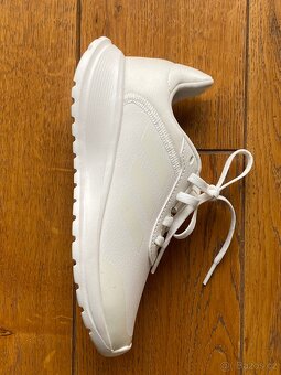 Dětské tenisky Adidas (nové), vel. 31 - 5