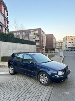 Volkswagen Golf 1.6 benzin - 5
