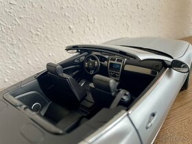 Jaguar XK convertible 1:18 MINICHAMPS - 5