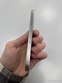 Apple iPhone 15 Pro 256GB - 5