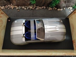 Prodám nový model 1:18 Shelby cobra concept - 5