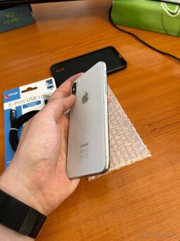 Prodám iPhone XS 64gb (100% kondice baterie) - 5