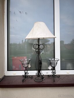 Komplet lampa a dva stojánky - 5