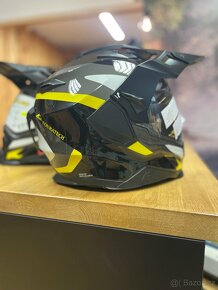 Helma na motorku / moto přilba - 5