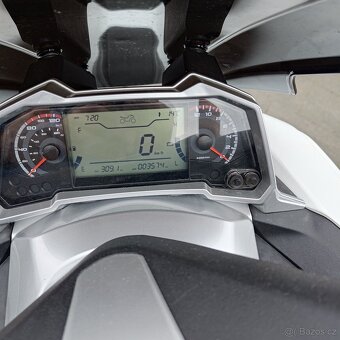 EasyMax 125 r.v. 2023, bílý - 5