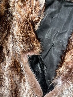 Kožich z pravé mývalí kožešiny - 5