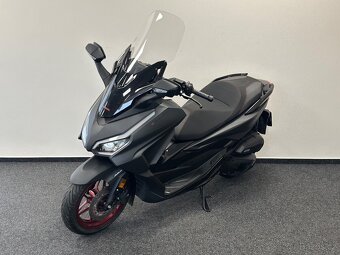 Honda Forza 125 Special Edition - 5