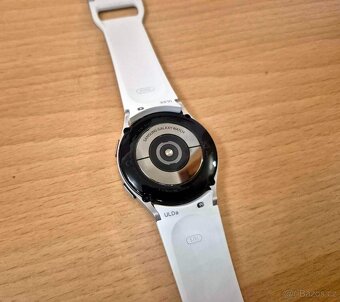 Samsung Watch 4 - 40mm - TOP STAV - 5