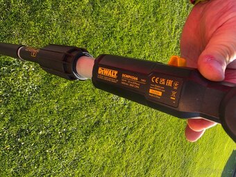 Prodám aku plotostřih DeWALT - 5