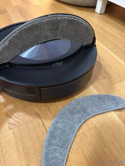 iRobot Roomba Combo j7+ - 5